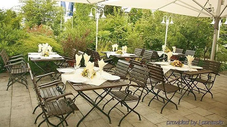 **** Hotel Victor's Residenz-Hotel München Unterschleißheim Deutschland